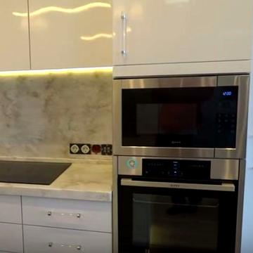 Сдам 1 к в центре в престижном доме можно на 1 мес