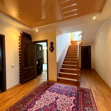 Оренда будинку на Лелеківці