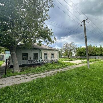 Продам будинок і земеньні ділянки