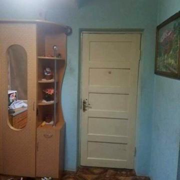 Продам квартиру 3-х кимнатну