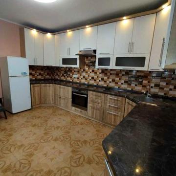 В оренду затишний будинок в мальовничому місці.