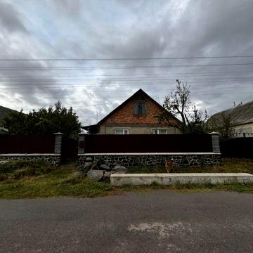 Продається приватний будинок в смт Лисянка