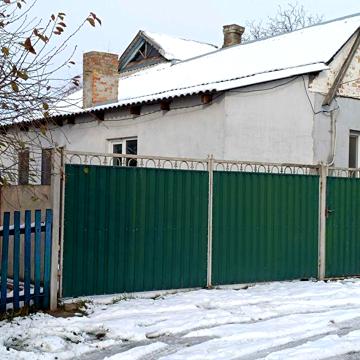 Частина будинку р-н Міщанки всі комунікації, асфальтований підїзд