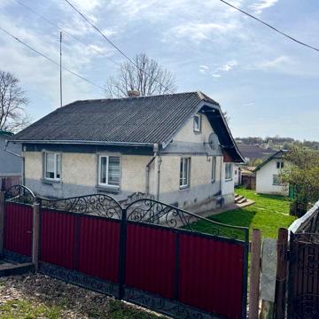 Продається будинок в місті