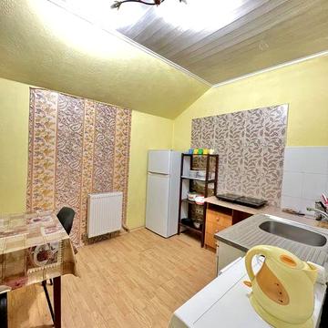 Оренда частини будинку на околиці міста