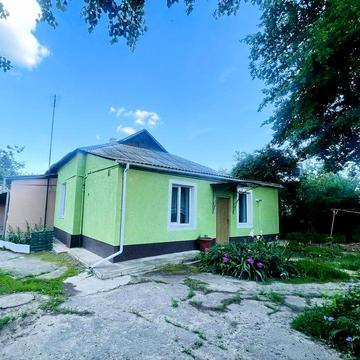 Здається частина будинку в центрі міста