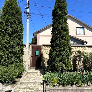 Добротний 2-поверх будинок селище Сонячне