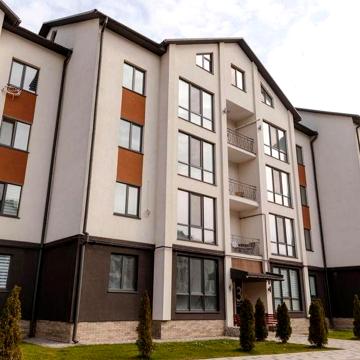 Простора 2 кімнатна квартира в зданій новобудові