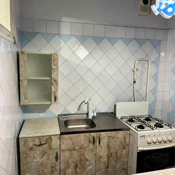 Продам 2к/к Чкалова общ 50.3 м  ЧЕШКУ (Бабочку )балкон +лоджия