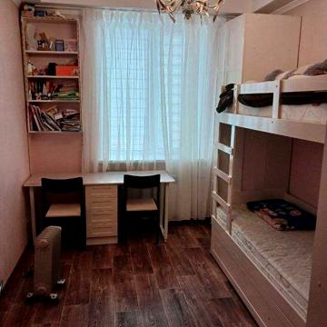 Продаю 2к/кв. сталинку на ЮТЗ, ул.Театральная  с мебелью и техникой