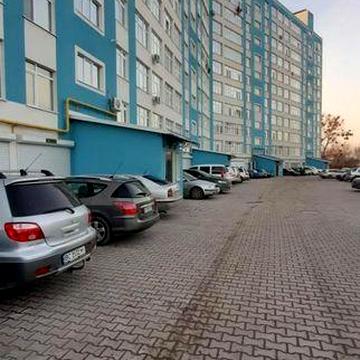 Продається однокімнатна квартира в районі Дубово, Авіла Скай