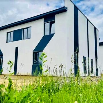Без комісії. Таунхауси біля Аграрного університету