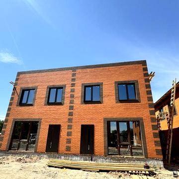 Таун по ціні квартири