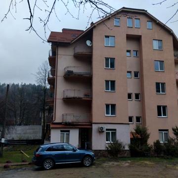 Ціну знижено! Продаємо 2к квартири курорт Поляна Сонячне Закарпаття