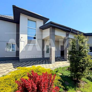 Затишний, казковий будиночок на Правому Березі-вул.Славутича