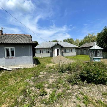 Продам будинок в с.Рожнів