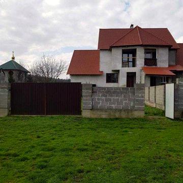 Продаж котеджу в м.Іршава