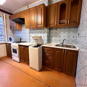 Продам 3к квартиру, правий берег, ЖМ Перемога, проспект Героїв.