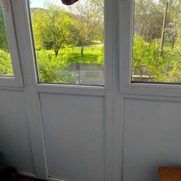 Продам 3 кімнатну квартиру вул. Є. Маланюка