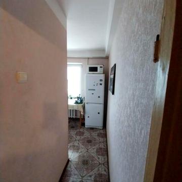 Продам квартиру біля метро Лівобережна,вул Окіпної 7