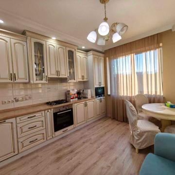 Здається 2-кімнатна квартира, ЖК Перлина
Код: 28278