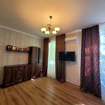 Продам 2х.кв. на Холодной Горе