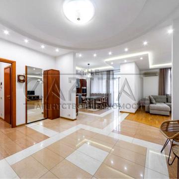 Продаж квартири (140м2), Печерськ, вул. Представинська, Палац Україна