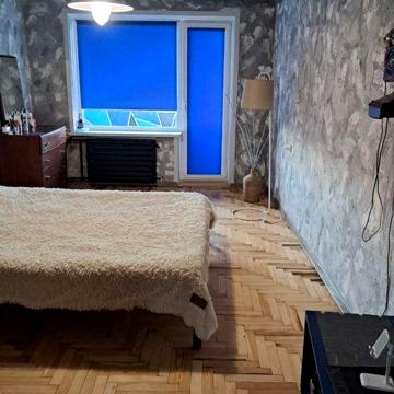 Сдам 3 комнатную квартиру. 8000