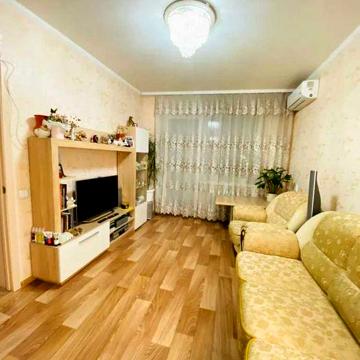 Продам 2к. квартиру, жм Перемога-3, вул. Набережна Перемоги 108.