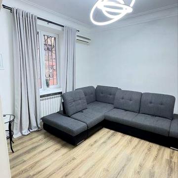 Аренда Двухкомнатная проспект Соборный .центр.