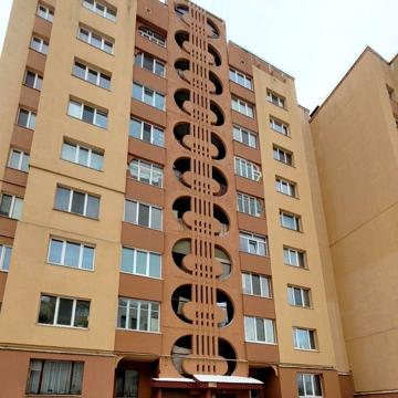 Коновальця Євгена вул., 13