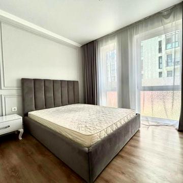 Малоголосківська вул., 32