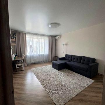 Квартира поруч з парком. Газ!  Податки 2%