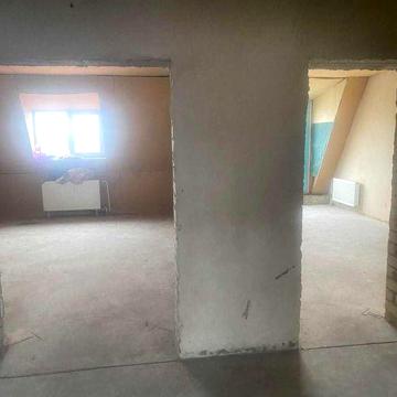 Продам 3-х кімнатну в Броварах, вул. Шевченка, 4-а