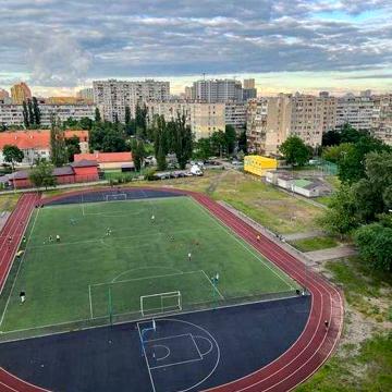 Продається 3-кімнатна квартира Дніпровський р-н. Павла Тичини 20А.