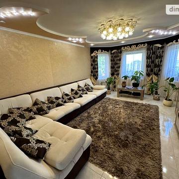 Продаж 4к Дім Героїв Крут вулиця