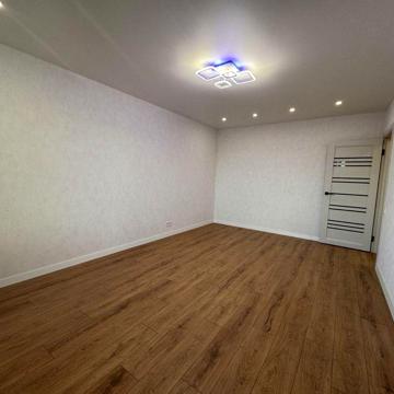 Продажа 3-х комнатная квартира 70кв.