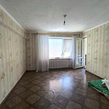 Сдам квартиру на 12 квартале, ул. Гладкова. БЕ3 мебели и техники.
