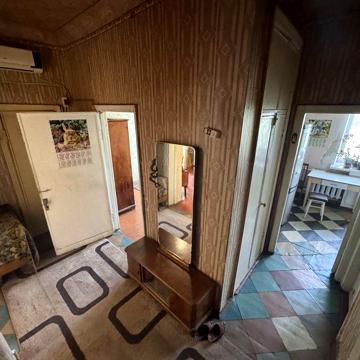 Продам 2-кімнатну квартиру. Проспект Південний. Район Варус