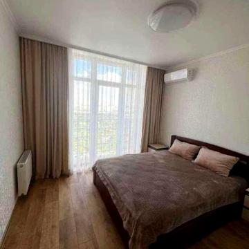 Сімї Кульженків вул. (Петра Дегтяренка), 31-Б