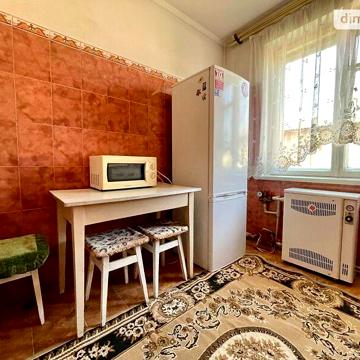 Довгострокова оренда 2к Квартира Хмельницького Богдана вулиця