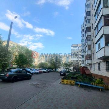 Простора 4-кімнатна квартира р-н Невського. Держ. програми!