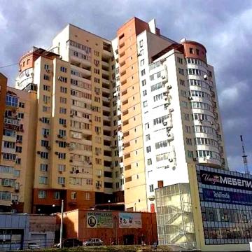 Продается 4-х комн. квартира Гагарина 3  в доме 2008 г. 141 кв.м