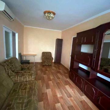 Сдам 2 комнатною квартиру на Ядова