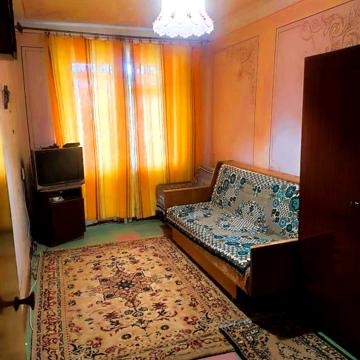 Юрія Кондратюка вул. (Комунарівська), 5
