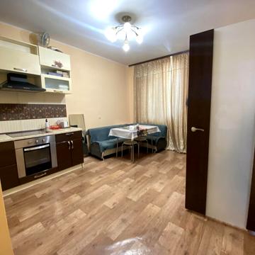 Ярослава Баїса вул. (Володимира Висоцького), 23а