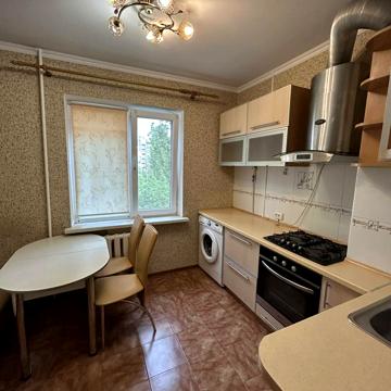 Академіка Заболотного вул., 39