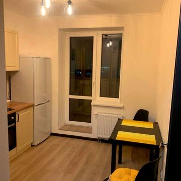 Довгострокова оренда 1к Квартира Варненська вулиця