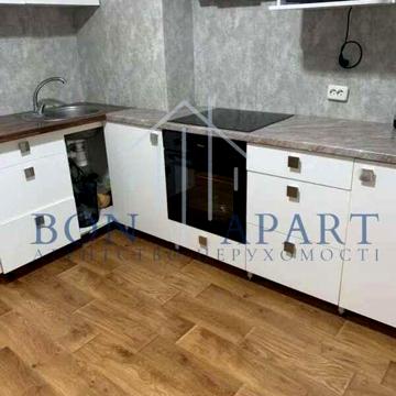 Сергія Данченка вул., 1