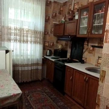 3 кімнатна квартира в оренду по Вадима Гурова